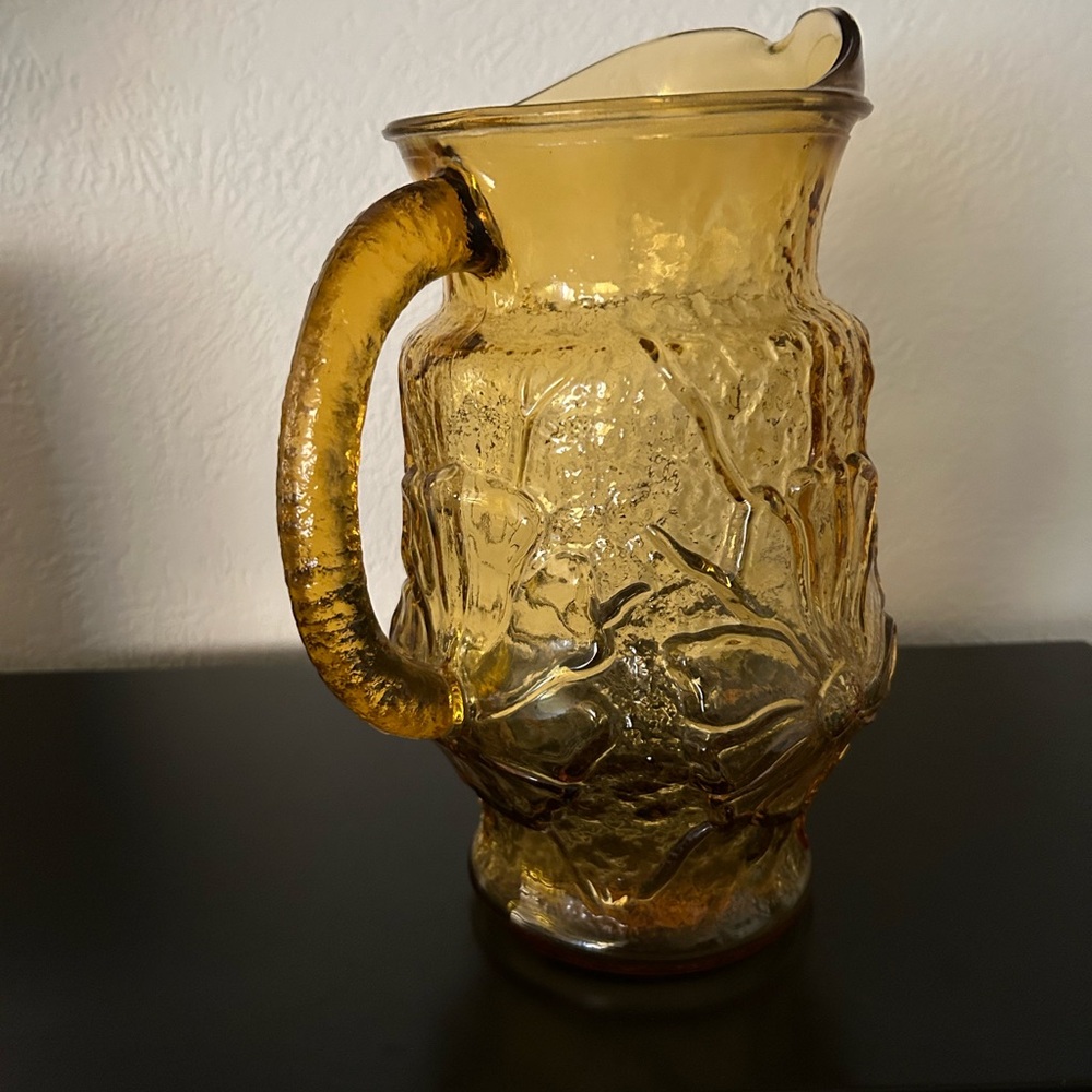 Amber Glass Pitcher, most likely, Anchor Hocking. Vintage, no chips, EUC.